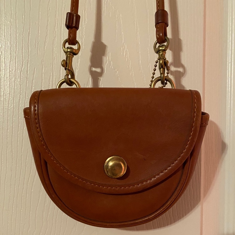 Vintage Coach small shoulder or belt bag